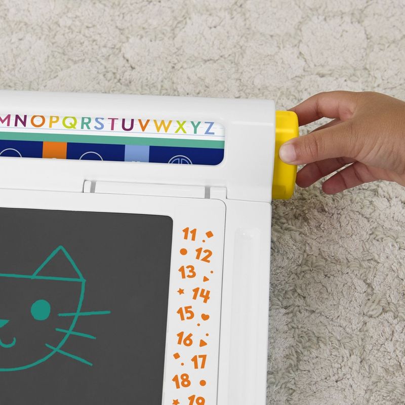 Jucarii, Copii si Bebe - Jucarii si jocuri - Jucarii bebelusi - Jucarii interactive bebelusi - Fisher Price Birou de Invatare Interactiv - Infinity.ro