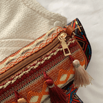 Fashion, accesorii si bijuterii - Femei - Accesorii femei - Genti si rucsacuri femei - Geanta de Umar Dama, Model Etnic Colorat, cu Ciucuri Decorativi si Bretea Reglabila Lata, Portocalie, 21.5x10x10 cm - Infinity.ro