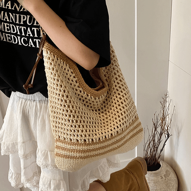 Fashion, accesorii si bijuterii - Femei - Accesorii femei - Genti si rucsacuri femei - Geanta Dama de Umar, din Material Textil Crosetat, Model Casual Boho Chic, Bej - Infinity.ro