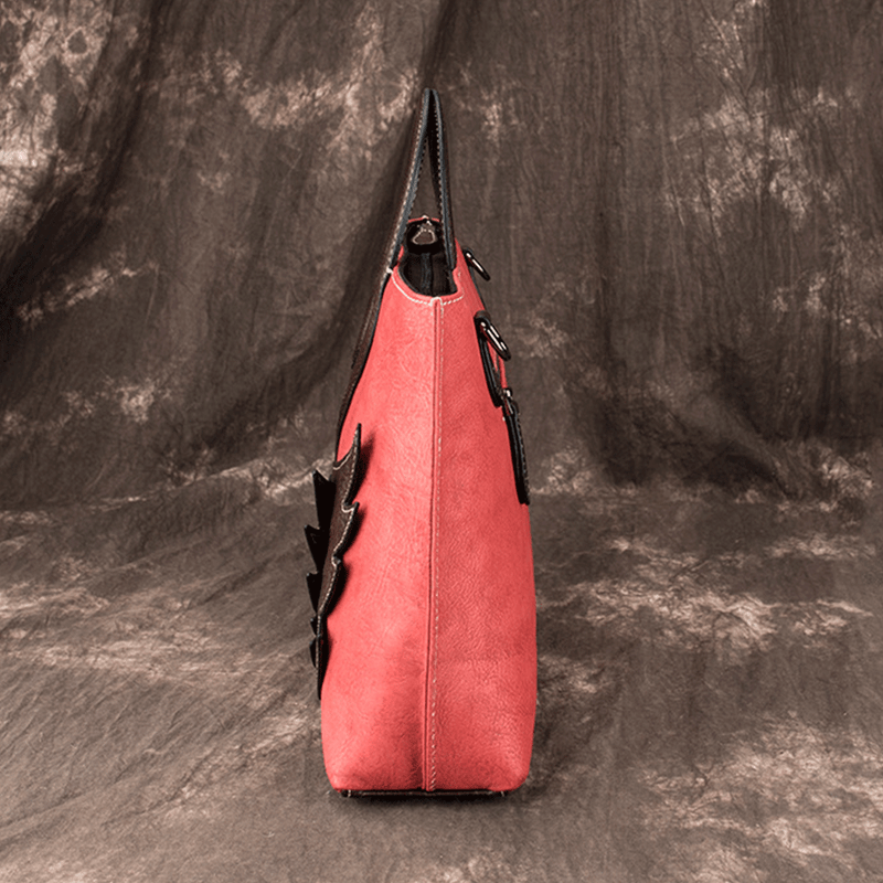 Fashion, accesorii si bijuterii - Femei - Accesorii femei - Genti si rucsacuri femei - Geanta Premium pentru Dama din Piele Naturala, cu Lebede, Maner Rotund si Bareta Reglabila pentru Umar, Rosie - Infinity.ro