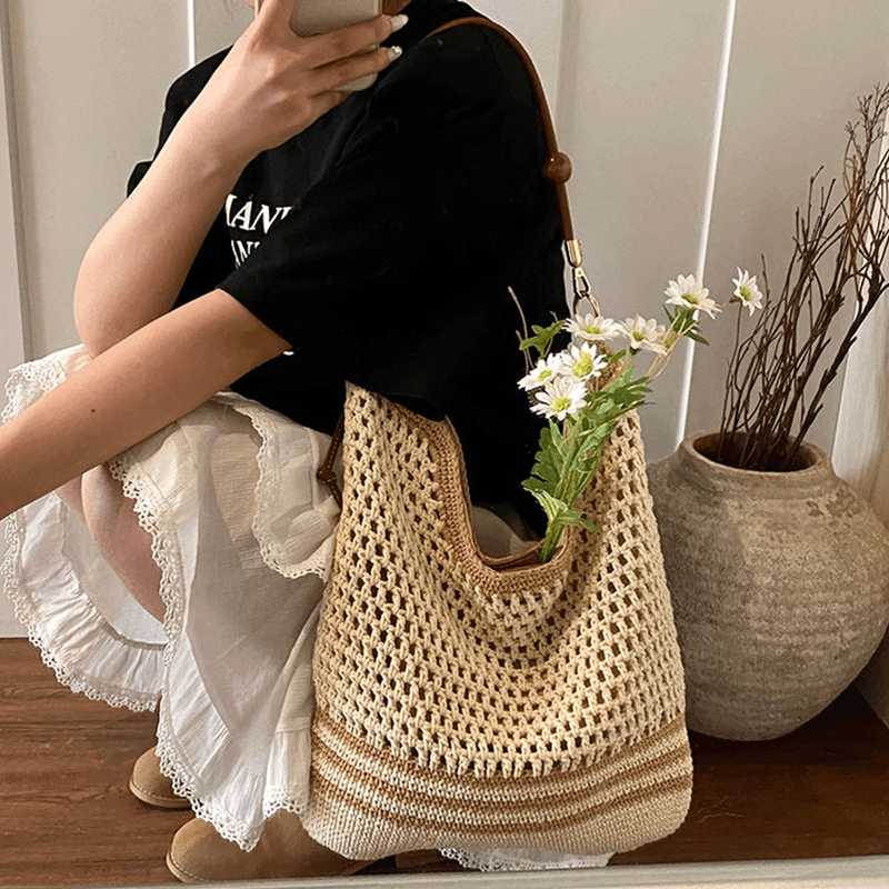 Fashion, accesorii si bijuterii - Femei - Accesorii femei - Genti si rucsacuri femei - Geanta Dama de Umar, din Material Textil Crosetat, Model Casual Boho Chic, Bej - Infinity.ro