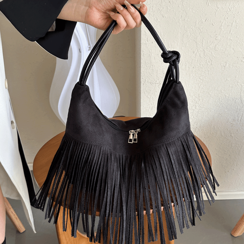 Fashion, accesorii si bijuterii - Femei - Accesorii femei - Genti si rucsacuri femei - Geanta Dama de Umar cu Franjuri, Stil Boho Chic, Material Tip Piele Ecologica Intoarsa, Neagra, 34.5x33.5x20 cm - Infinity.ro