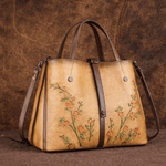 Fashion, accesorii si bijuterii - Femei - Accesorii femei - Genti si rucsacuri femei - Geanta Premium de Piele Naturala pentru Dama, Model cu Flori Delicate, Maro, 31x23x13.5 cm - Infinity.ro
