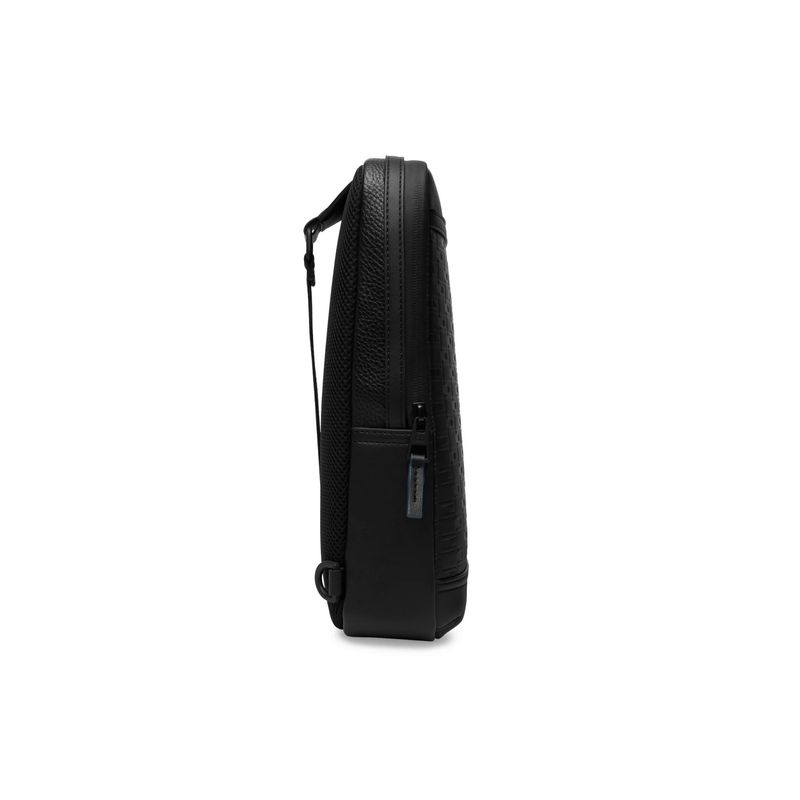 Fashion, accesorii si bijuterii - Barbati - Accesorii barbati - Genti si rucsacuri barbati - Geanta Crossbody Tommy Hilfiger AM0AM14024 Negru 32 x 20 x 8 cm - Infinity.ro