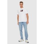 Fashion, accesorii si bijuterii - Barbati - Imbracaminte - Tricouri si bluze barbati - Tricou barbati Tommy Jeans DM0DM18528 S INTL Alb - Infinity.ro