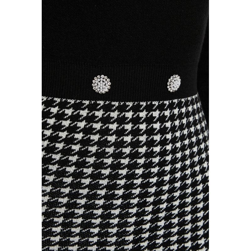 Fashion, accesorii si bijuterii - Femei - Imbracaminte femei - Rochii femei - Rochie bodycon guess cu imprimeu houndstooth Gabriella W5RK12 S INTL Negru/Alb - Infinity.ro