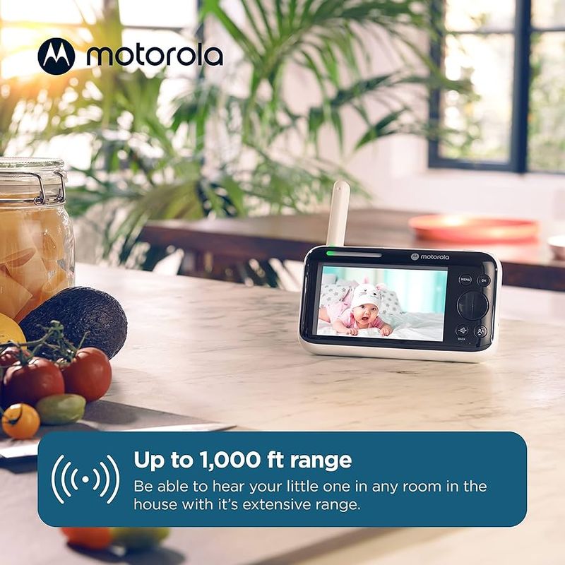 Casa si Gradina - Mobilier - Mobilier copii - Monitoare video copii - Monitor video pentru bebelusi Motorola Nursery PIP1500, ecran 5", comunicare bidirectionala, raza de actiune 300 m, alb - Infinity.ro