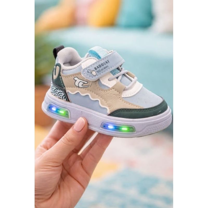 Fashion, accesorii si bijuterii - Copii - Incaltaminte copii - Pantofi copii - Adidasi cu luminite pentru baieti Super Style Marimea 22 - Infinity.ro