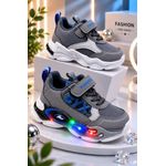 Fashion, accesorii si bijuterii - Copii - Incaltaminte copii - Sneakers si tenisi copii - Adidasi cu lumini LED, Model Cyx, Baieti, piele ecologica, gri Marimea 21 - Infinity.ro
