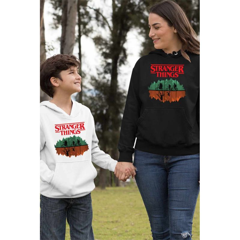 Fashion, accesorii si bijuterii - Femei - Imbracaminte femei - Hanorace femei - Hanorac Femei Stranger Things Padure Bicilete Abis Monstri, negru, marime S - Infinity.ro