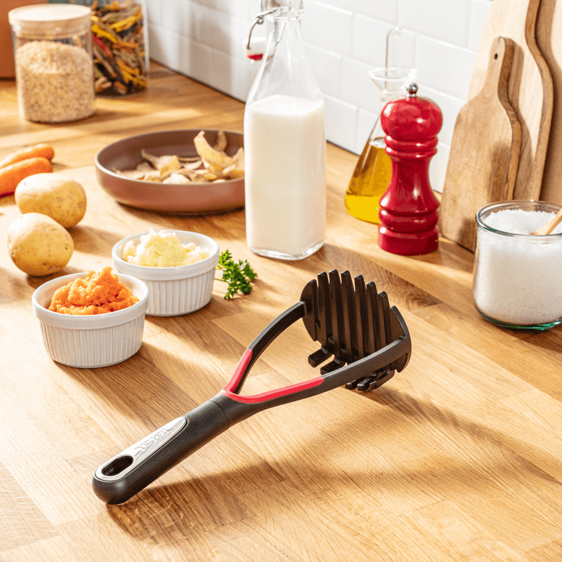 Casa si Gradina - Bucatarie si vesela - Ustensile bucatarie - Prese si storcatoare manuale - Zdrobitor pentru cartofi Ingenio K2071214, calitate premium, design inovator, plastic, negru - Infinity.ro