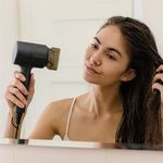 Ingrijire personala si Cosmetice - Aparate & accesorii ingrijire personala - Hair styling - Uscatoare de par - Uscator de Par Profesional 1600W cu Concentrator - Infinity.ro