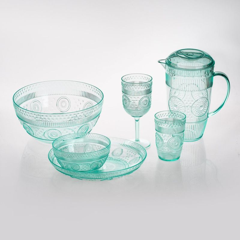 Casa si Gradina - Bucatarie si vesela - Accesorii bar - Carafe si decantoare - Ulcior din Plastic cu Capac, Verde Menta, Model Reliefat, 2.2L - Infinity.ro