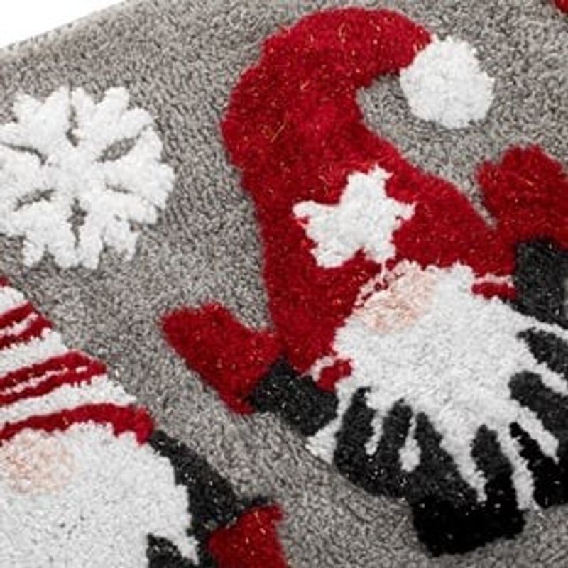 Casa si Gradina - Textile si covoare - Covoare - Covorase baie - Covoras Gri de Baie cu 3 Figuri Gnome Lurex Argintiu de Craciun 75x45cm - Infinity.ro