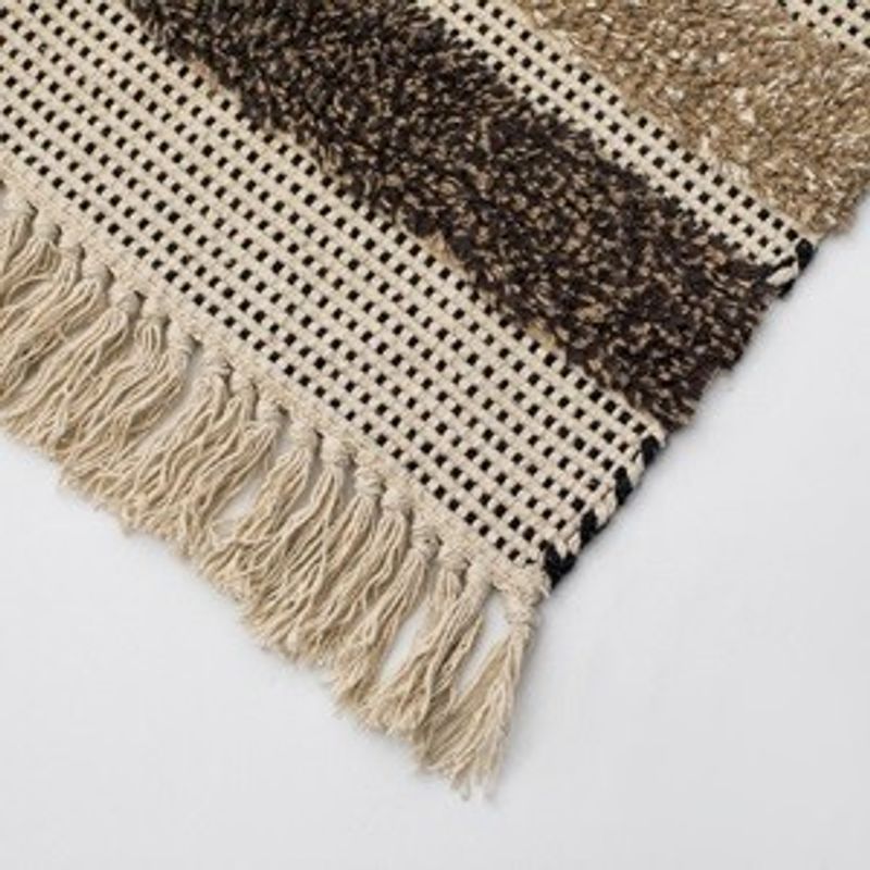 Casa si Gradina - Textile si covoare - Covoare - Covoare casa - Covoras Decorativ de Iarna din Bumbac, Bej cu Maro, Dungi si Franjuri, 100x70 cm - Infinity.ro