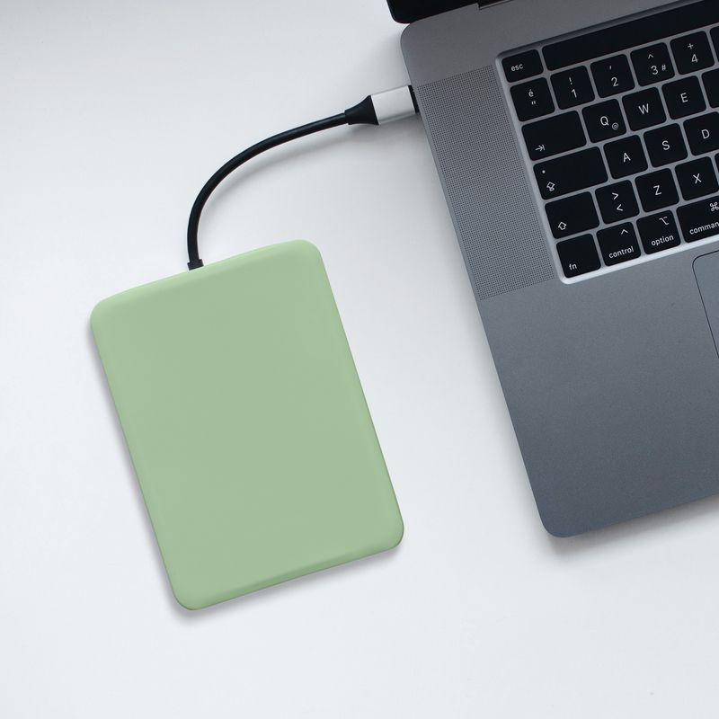 PC, gaming si accesorii - Periferice PC - Accesorii hard disk-uri externe - Husa HDD Kwmobile pentru WD Elements si Elements SE, silicon, verde, protectie la zgarieturi - Infinity.ro