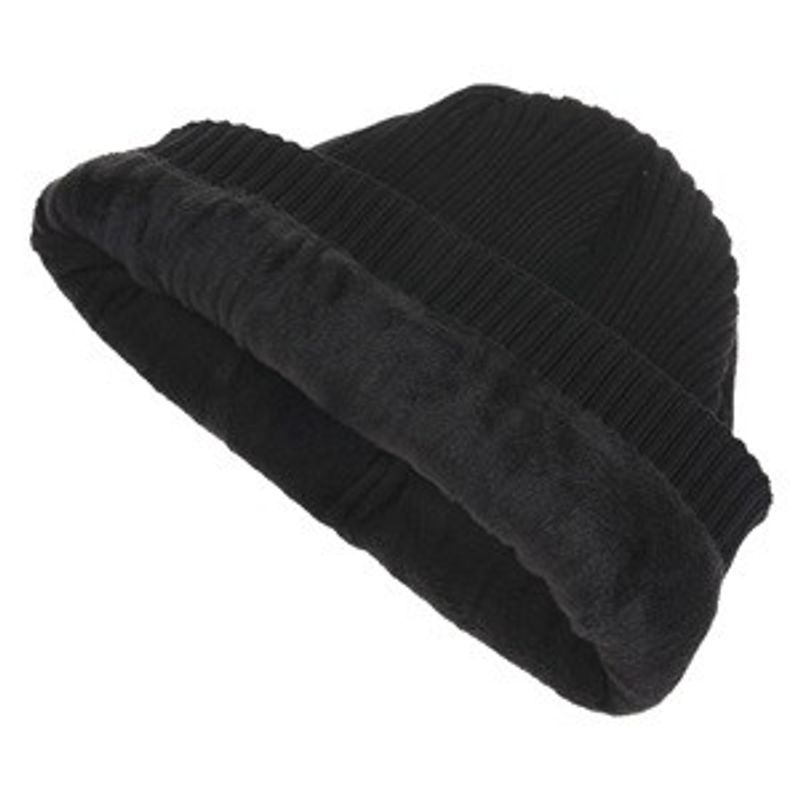 Fashion, accesorii si bijuterii - Barbati - Accesorii barbati - Caciuli si sepci barbati - Caciula tricotata neagra cu captuseala fleece si element metalic, pentru barbati - Infinity.ro