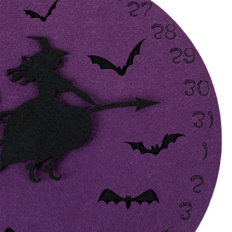 Casa si Gradina - Decoratiuni - Decoratiuni de sezon - Calendar decorativ de Halloween din fetru, cu vrajitoare magnetica, 26x42 cm, mov - Infinity.ro