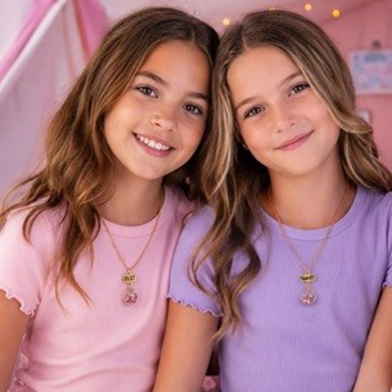 Jucarii, Copii si Bebe - Jucarii si jocuri - Jucarii de rol - Frumusete, bijuterii si accesorii fetite - Set Coliere pentru Copii BFF cu Margele Transparente si Confeti - 2 buc - Infinity.ro