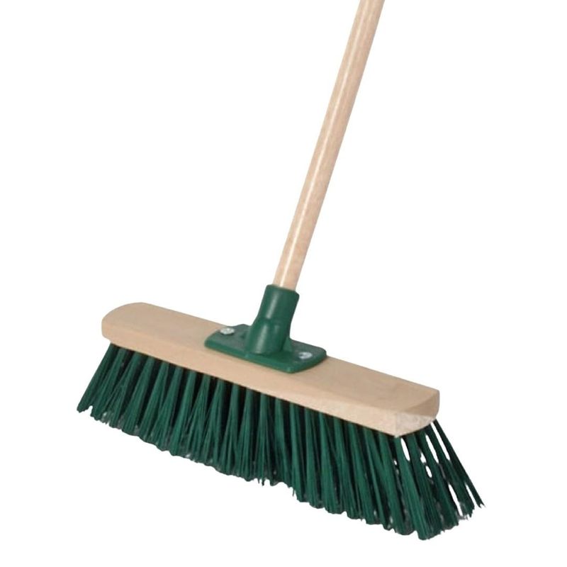 Market - Curatenie si intretinere casa - Produse menaj - Maturi si farase - Matura de gradina, cu coada din lemn, ProGarden, culoare verde, 120 cm - Infinity.ro