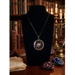 Fashion, accesorii si bijuterii - Barbati - Bijuterii barbati - Lanturi si pandantive barbati - Colier in caligrafie araba, Quwwa(putere), in cutie cadou, design oriental, bijuterie barbati CLQP - Infinity.ro