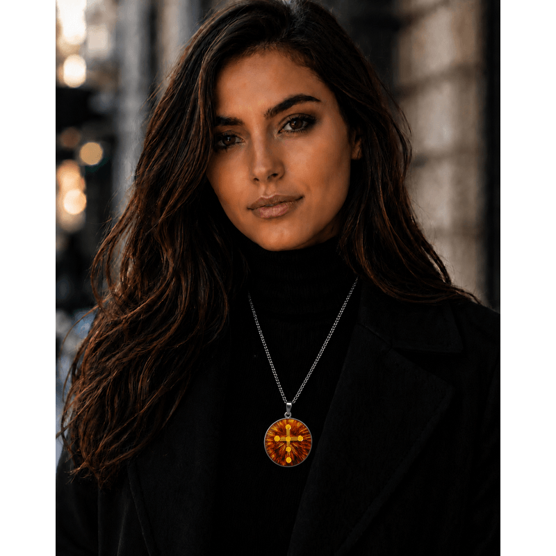 Fashion, accesorii si bijuterii - Femei - Bijuterii femei - Coliere femei - Colier Holy Light cu strasuri, in cutie cadou, design contrastant, bijuterie unisex CLNs28 - Infinity.ro