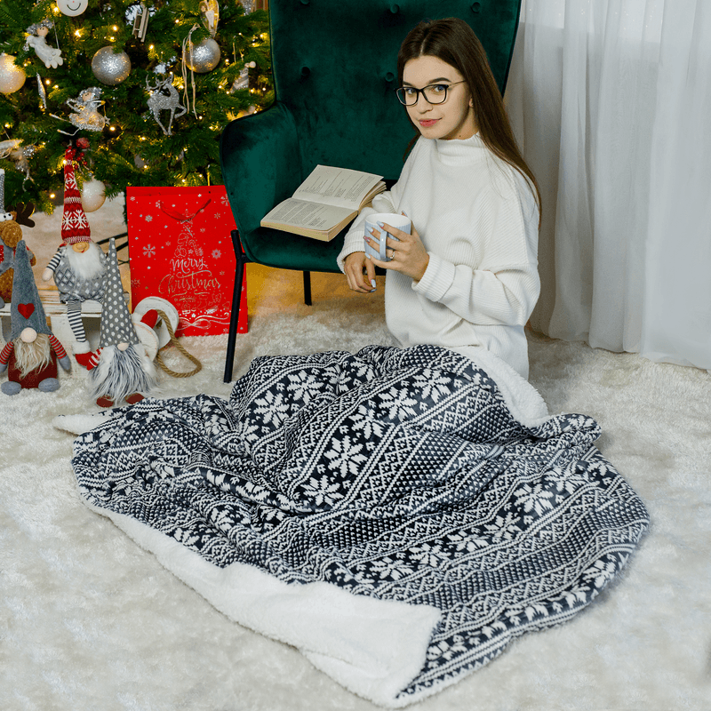 Casa si Gradina - Textile si covoare - Pături și cuverturi - Pături - Patura cu doua fete imitatie miel, motiv iarna, 150x200, MALENA - Infinity.ro
