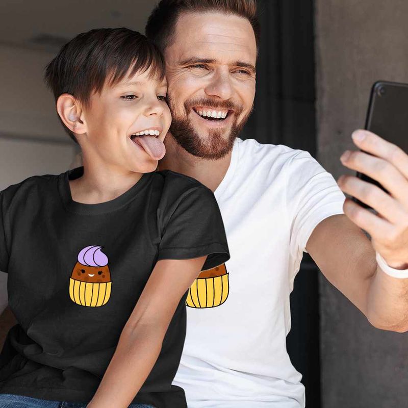 Fashion, accesorii si bijuterii - Copii - Imbracaminte copii - Tricouri copii - Tricou Copii Baieti Squishmallows Prajitura Cofetarie CoolTrend, alb, marime S Copii - Infinity.ro
