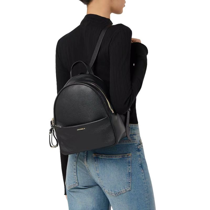 Fashion, accesorii si bijuterii - Femei - Accesorii femei - Genti si rucsacuri femei - Rucsac dama Coccinelle E1U45140201 - Infinity.ro