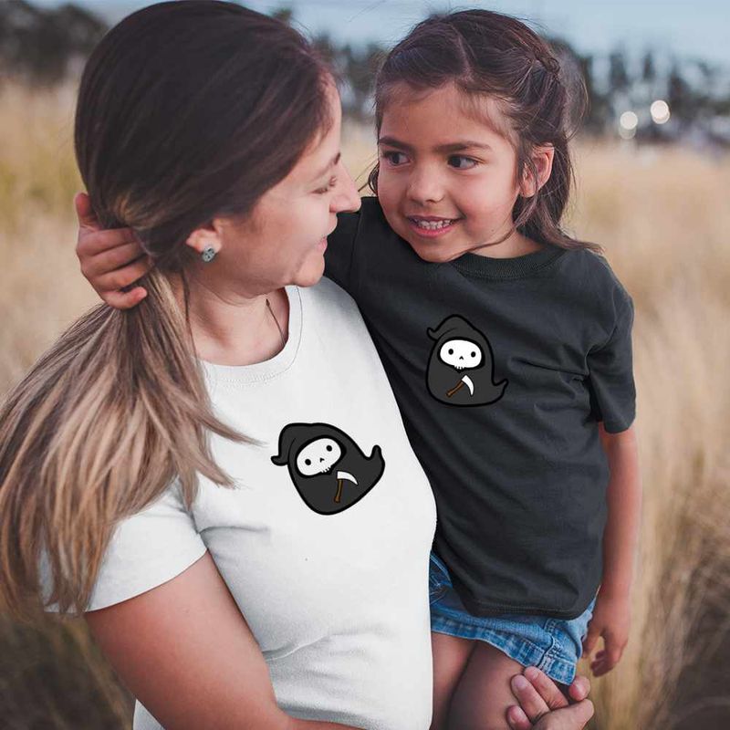 Fashion, accesorii si bijuterii - Copii - Imbracaminte copii - Tricouri copii - Tricou Copii Fete Squishmallows Moartea cu coasa CoolTrend, alb, marime S Copii - Infinity.ro