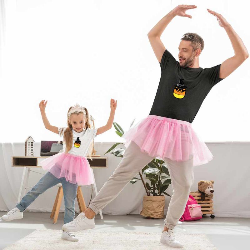 Fashion, accesorii si bijuterii - Copii - Imbracaminte copii - Tricouri copii - Tricou Copii Fete Squishmallows Minions CoolTrend, negru, marime M Copii - Infinity.ro