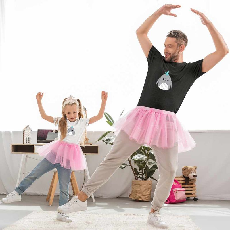 Fashion, accesorii si bijuterii - Copii - Imbracaminte copii - Tricouri copii - Tricou Copii Fete Squishmallows Balena Squis CoolTrend, negru, marime L Copii - Infinity.ro