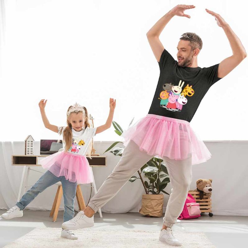 Fashion, accesorii si bijuterii - Copii - Imbracaminte copii - Tricouri copii - Tricou Copii Fete Purcelusa Peppa Pig Prieteni Pepa CoolTrend, negru, marime XS Copii - Infinity.ro