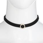 Fashion, accesorii si bijuterii - Femei - Bijuterii femei - Coliere femei - Colier Choker Negru Elegant cu Detalii de Perle - Infinity.ro