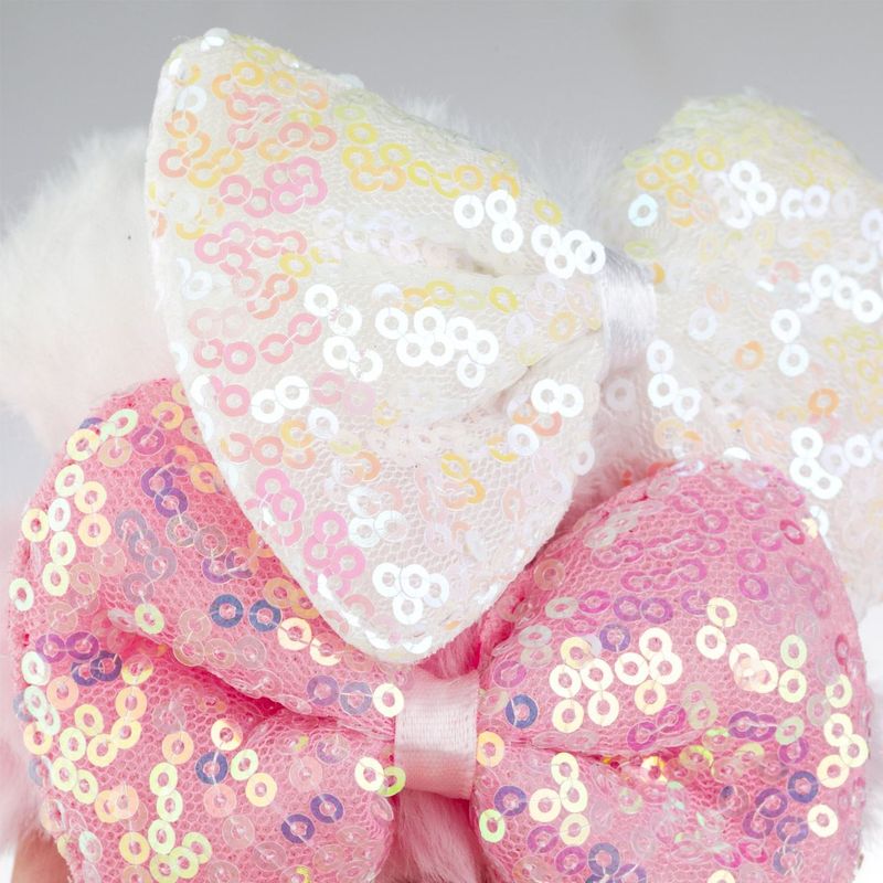 Fashion, accesorii si bijuterii - Femei - Accesorii femei - Accesorii pentru par femei - Elastice de par cu fundite din imitatie de blana, Roz si Alb, cu paiete, 2 buc, 8 cm - Infinity.ro
