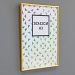 Casa si Gradina - Decoratiuni - Obiecte decorative - Accesorii decorative - Rama foto decorativa aurie 30x42cm, metal, pentru perete - Infinity.ro