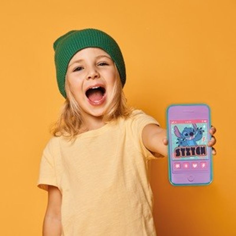 Jucarii, Copii si Bebe - Jucarii si jocuri - Jocuri si puzzle - Puzzle - Telefon mobil de jucarie Stitch, mov, cu sunete si lumini, pentru copii 2+ - Infinity.ro