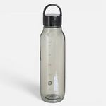 Casa si Gradina - Bucatarie si vesela - Cani si pahare - Sticle - Sticla de apa din plastic cu maner, 670 ml, Gri fumuriu - Infinity.ro