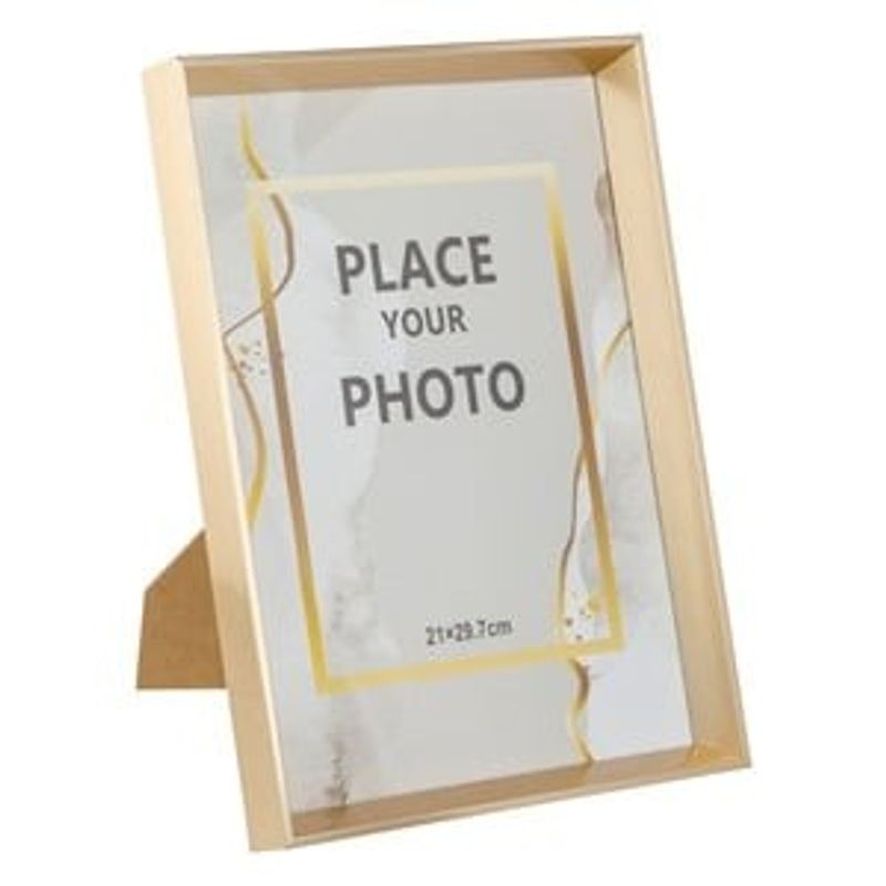 Casa si Gradina - Decoratiuni - Obiecte decorative - Accesorii decorative - Rama foto aurie cu cadru lat, 21x29.7 cm, metal, pentru perete sau masa - Infinity.ro