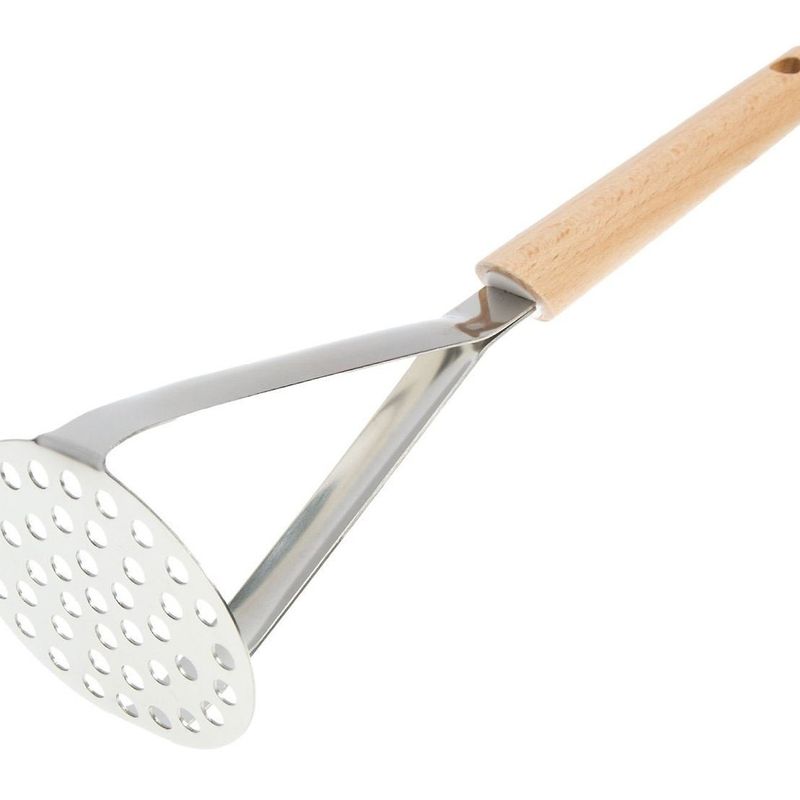 Casa si Gradina - Bucatarie si vesela - Ustensile bucatarie - Prese si storcatoare manuale - Presa de piure din metal cu maner din lemn, 27 cm - Infinity.ro