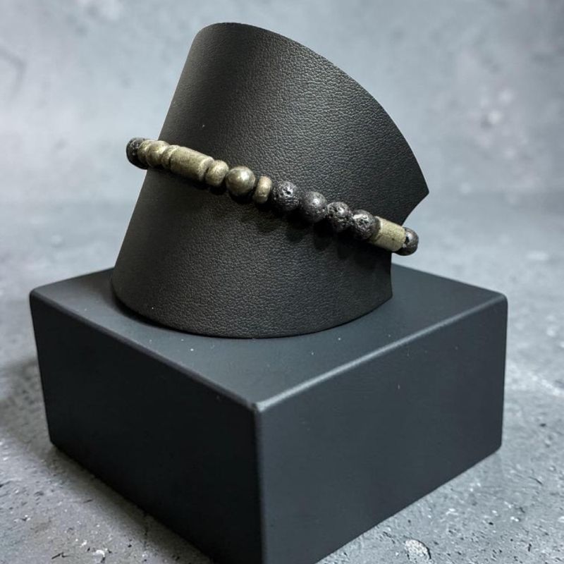 Fashion, accesorii si bijuterii - Barbati - Bijuterii barbati - Bratari barbati - Bratara eleganta barbati Eiko cu snur din Piatra de lava si Pirita - Infinity.ro