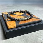Fashion, accesorii si bijuterii - Barbati - Bijuterii barbati - Bratari barbati - Bratara eleganta barbati Eiko cu snur din Piatra de lava si Pirita - Infinity.ro