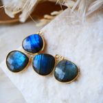 Fashion, accesorii si bijuterii - Femei - Bijuterii femei - Coliere femei - Colier Justine cu Labradorit pentru Protectie si Intuitie- otel inoxidabil - Infinity.ro