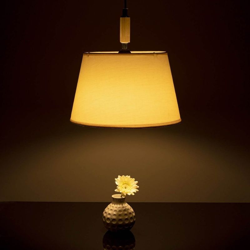 Casa si Gradina - Corpuri si surse de iluminat - Becuri si tuburi neon - Becuri - Set 3 becuri LED E14, 2W, 170 lumeni, 3000K, alb - Infinity.ro