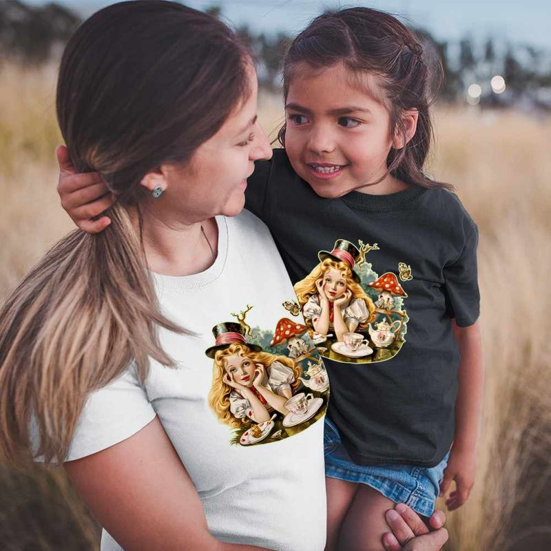 Fashion, accesorii si bijuterii - Copii - Imbracaminte copii - Tricouri copii - Tricou Copii Fete Alice Tara Minunilor Aventuri, alb, marime M Copii - Infinity.ro