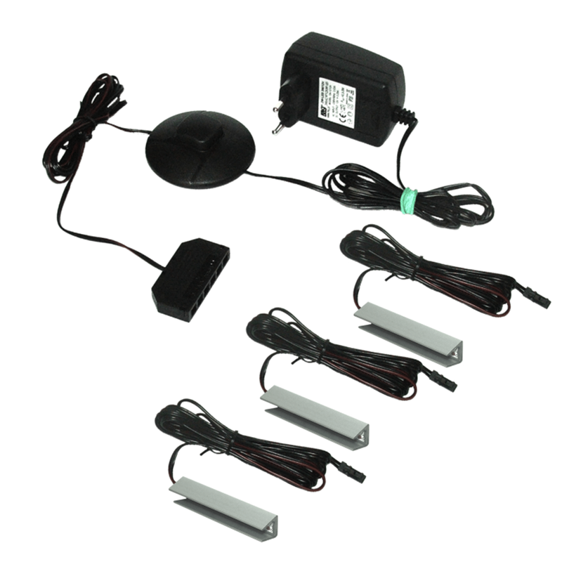 Casa si Gradina - Corpuri si surse de iluminat - Benzi LED - Lampa cu LED-uri, 3 spoturi, culoarea alba SANTANA, SAFARI, RUNOL, TIFFO - Infinity.ro