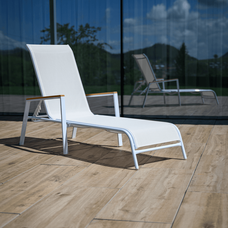 Casa si Gradina - Gradina si terasa - Mobilier exterior - Scaune si sezlonguri gradina - sezlong de gradina, otel alb/stejar, BONTO - Infinity.ro