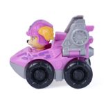 Jucarii, Copii si Bebe - Jucarii si jocuri - Figurine - Patrula catelusilor filmul cu dinozauri pup squad racers vehicul cu figurina skye 6.5 cm - Infinity.ro