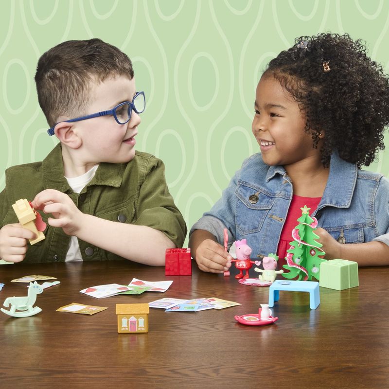 Jucarii, Copii si Bebe - Jucarii si jocuri - Jucarii & jocuri educative - Jocuri si jucarii educative - Peppa Pig calendarul de advent al lui Peppa si evie - Infinity.ro