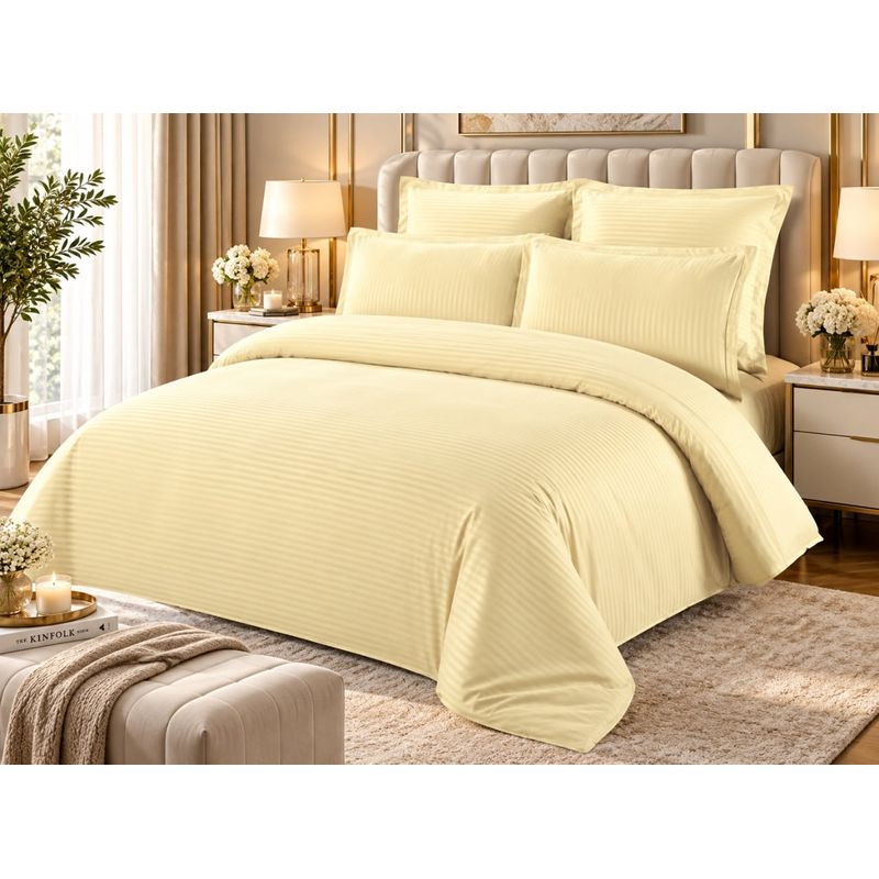 Casa si Gradina - Textile si covoare - Lenjerii de pat - Seturi de lenjerie - Lenjerie de pat Damasc Premium Uni, 6 piese, 2 persoane, Culoare Crem deschis / Ivory - Infinity.ro